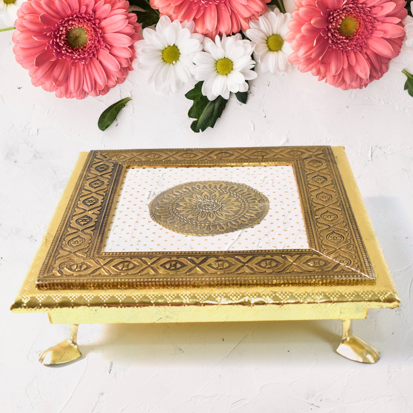 Golden - Square Pooja Chowki Patla Bajot (2020 Cm 1 Pc) - LootFaat