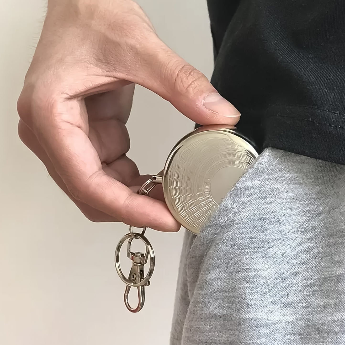 Mini Pocket Ss Ashtray With Keyring (1pc) - LootFaat