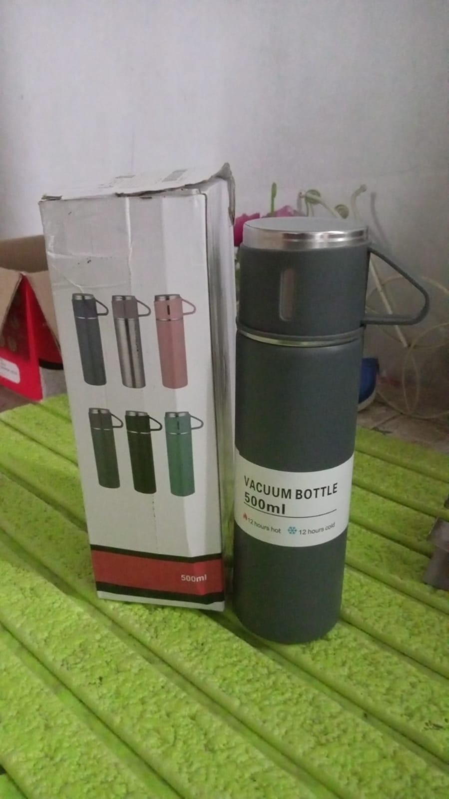 Stainless Steel Vacuum Insulated Water Bottle With Coffee Tea Mug (500 Ml) - LootFaat