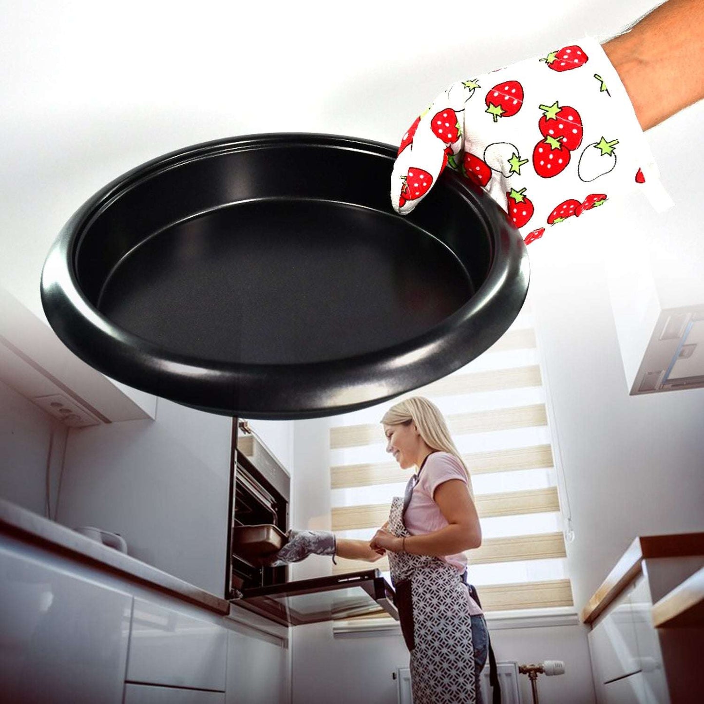 Designer Multicoloured Oven Mitt And Pot Holder - LootFaat