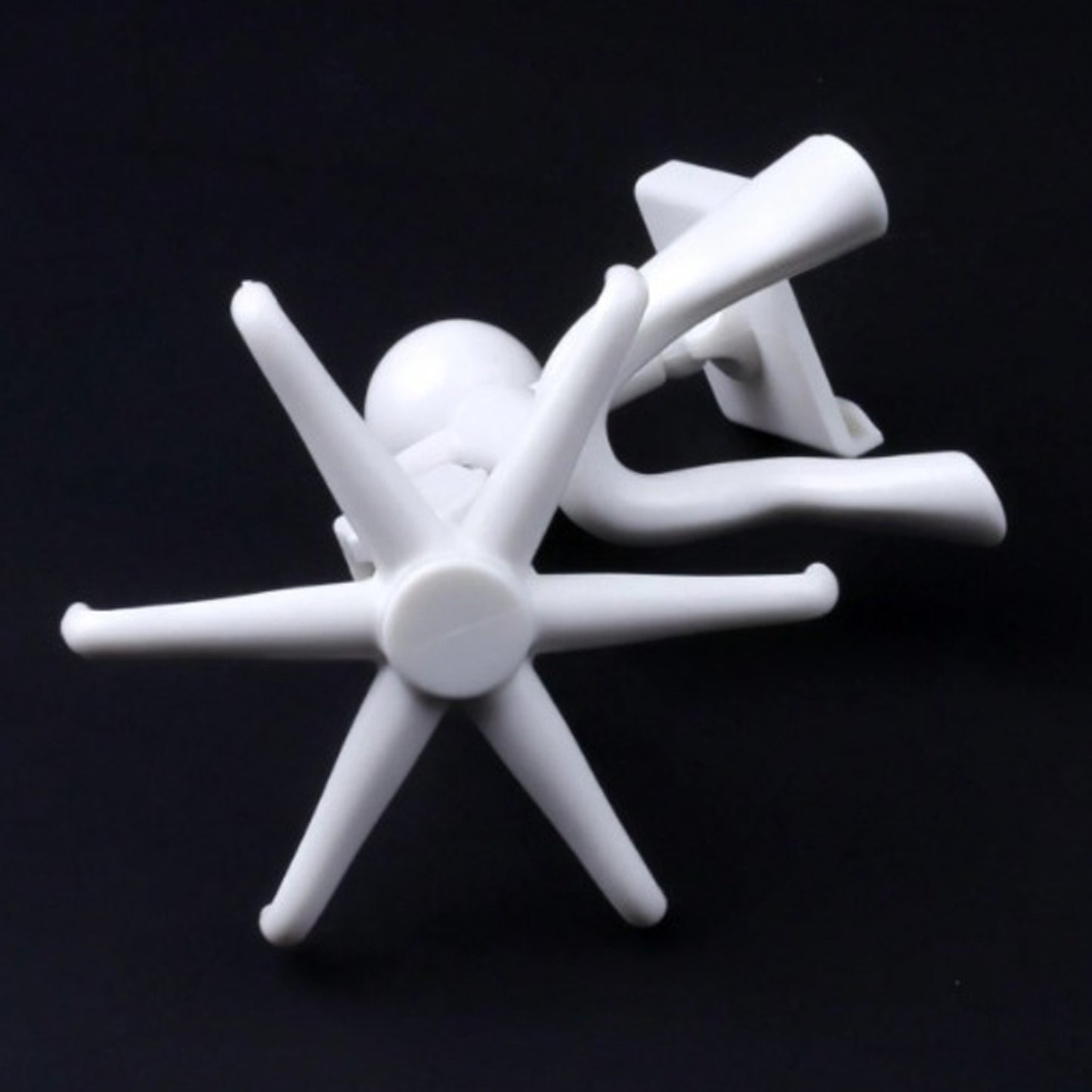360 Degree Rotating Figure 6 Claw Kitchen Utensils Holder Hook Organizerkitchen Rack Non-punching And Trace Sticky Hook For Bathroom Door Wall White (1 Pc ) - LootFaat