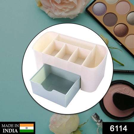 Makeup Cutlery Box Used For Storing Makeup Equipments And Kits Used By Womens And Ladies. - LootFaat