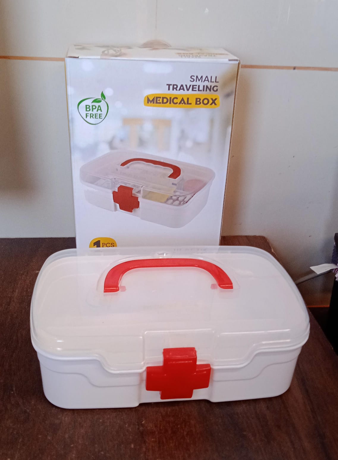 3 Compartment Medical Box 1 Piece Indoor Outdoor Medical Utility Medicine Storage Box Detachable Tray Medical Box Multi Purpose Regular Medicine First Aid Box With Handle Transparent Lid Color Box - LootFaat