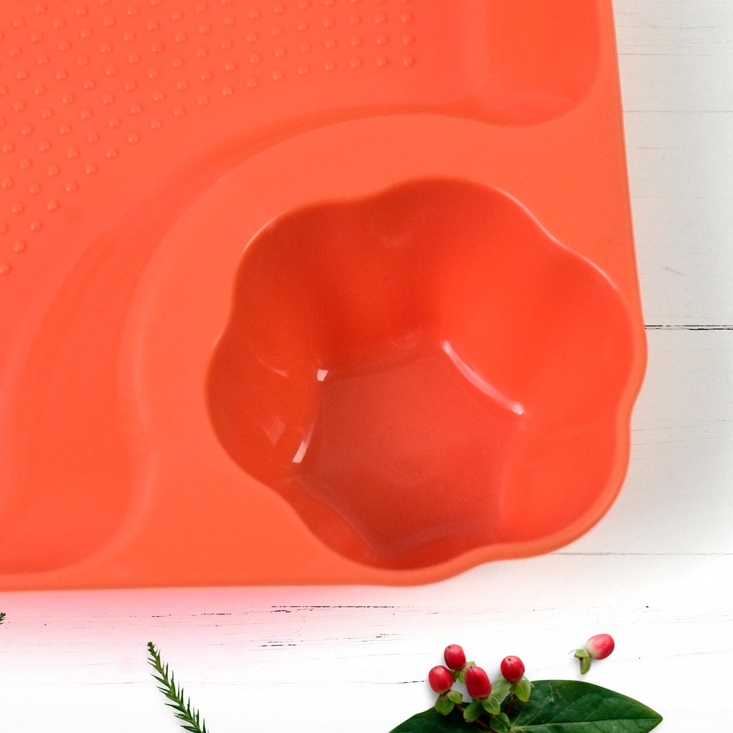 Plastic Plates With Dipping Saucer Round Dip Part (1 Pc 1816 Cm 1 Pc) - LootFaat