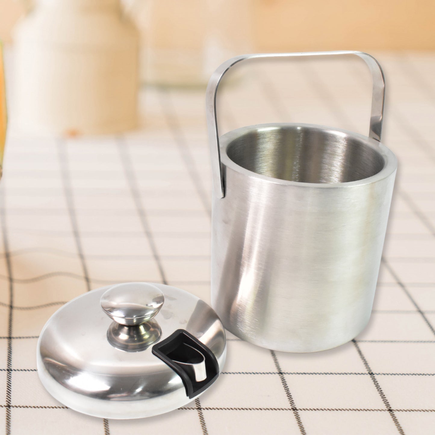 Stainless Steel Ice Buckets With Lid (1.3 Liters Approx) - LootFaat