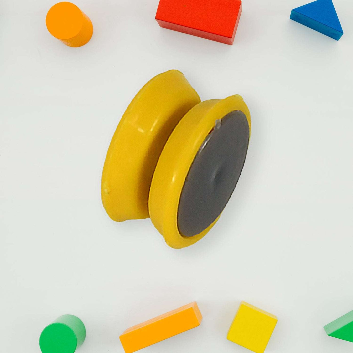 Small Yoyo Toy With String Rotating Yoyo Toy Brain Exerciser For Kids - LootFaat