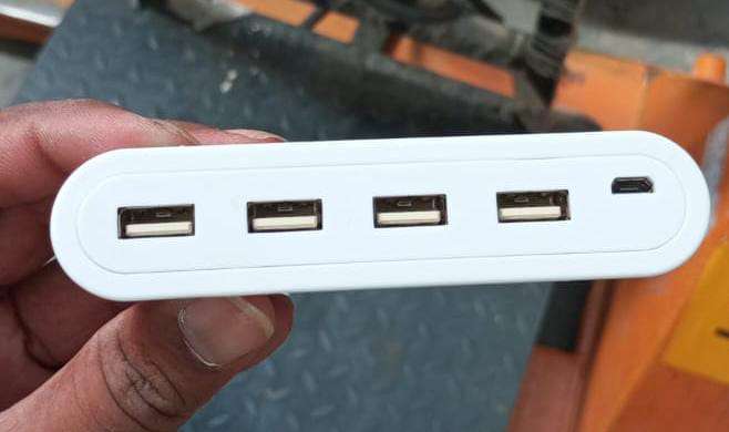 4in1 Hub Is Usb For Pen Drive Mouse Keyboards Camera Mobile Tablet Pc Laptop Tv Study Table Charging Extension Hub Portable (1 Pc) - LootFaat