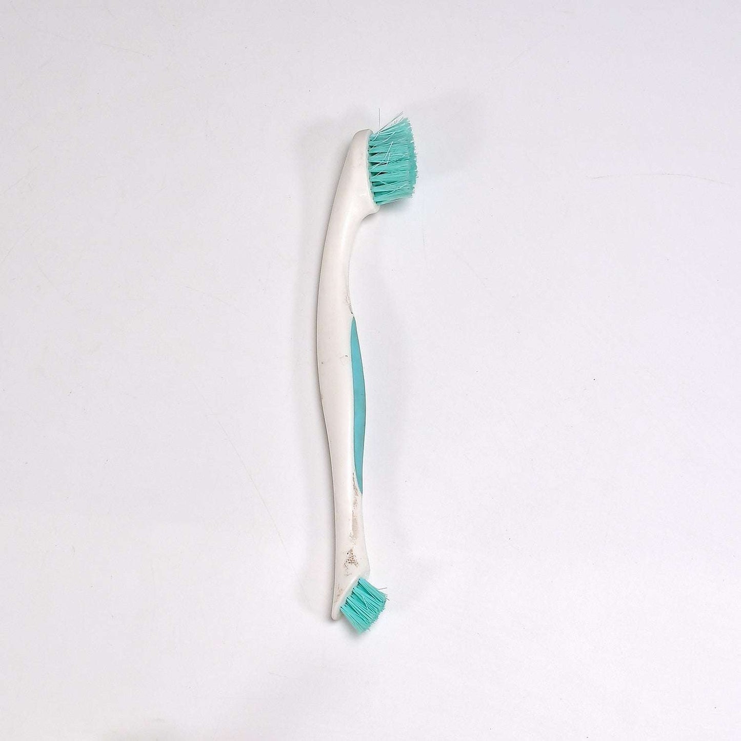 Multipurpose 2 Side Brush For Home And Kitchen Use. - LootFaat