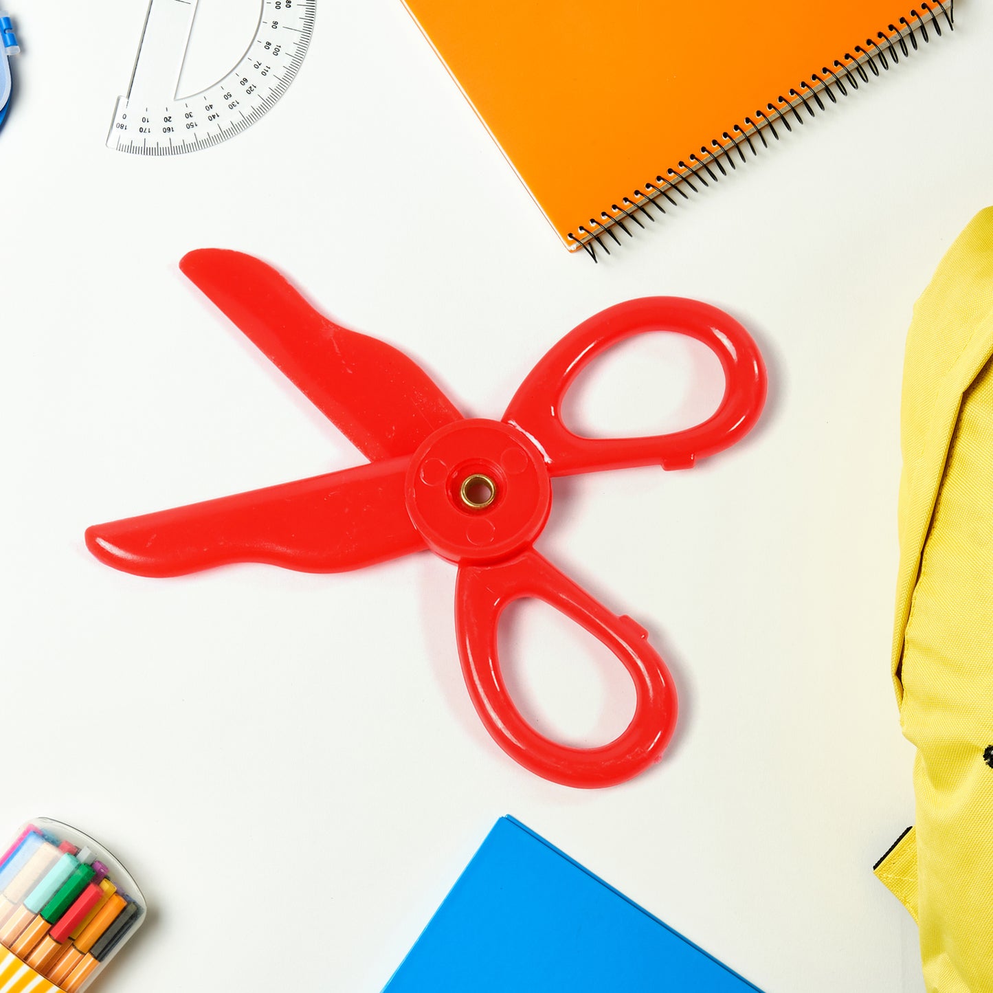 Plastic Child-safe Scissor Set Toddlers Training Scissors Pre-school Training Scissors And Children Art Supplies - LootFaat