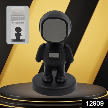 Magnetic Mobile Phone Holder Cartoon Version Of Astronaut Car Holder Suitable For Car Dashboard 360 Rotating Magnetic Mobile Holder Compatible With All Smartphones (1 Pc) - LootFaat