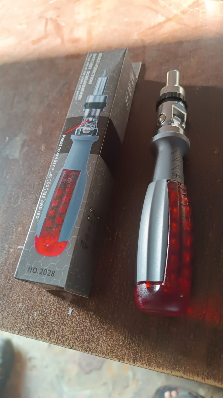Adjustable Multi Bits Ratchet Screwdriver - Anti-Slip & Adjustable - Best Quality & Value