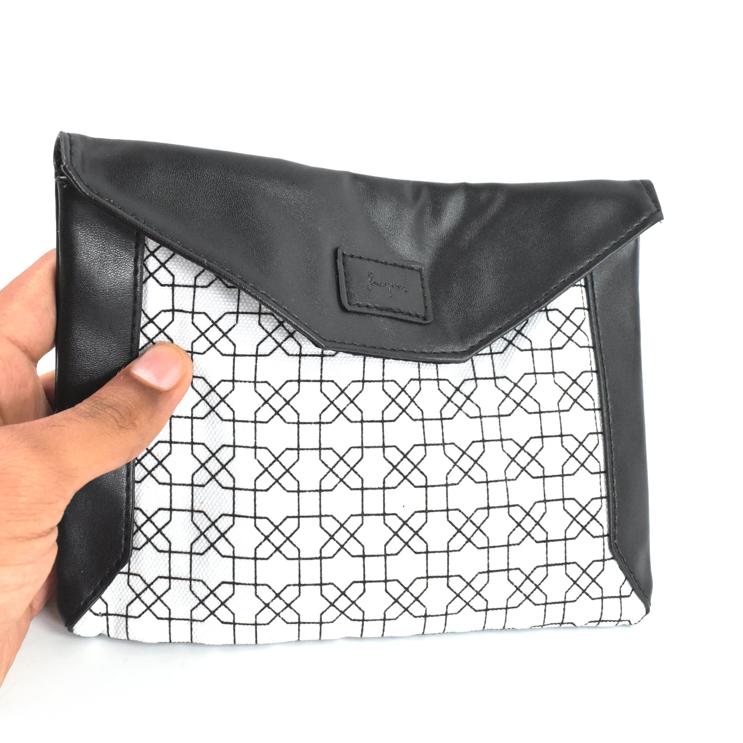 Multipurpose Pouch With Magnetic Lock(1 Pc 1914 Cm) - LootFaat