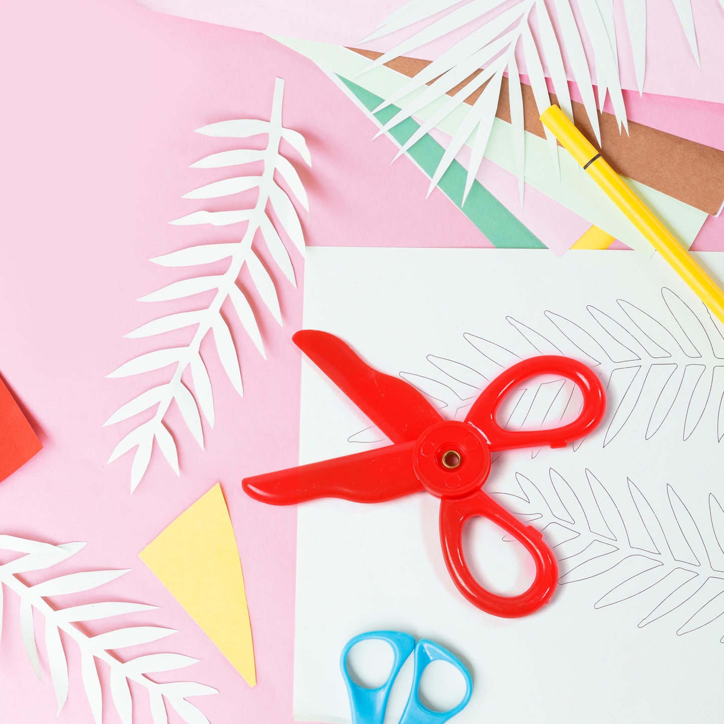 Plastic Child-safe Scissor Set Toddlers Training Scissors Pre-school Training Scissors And Children Art Supplies - LootFaat