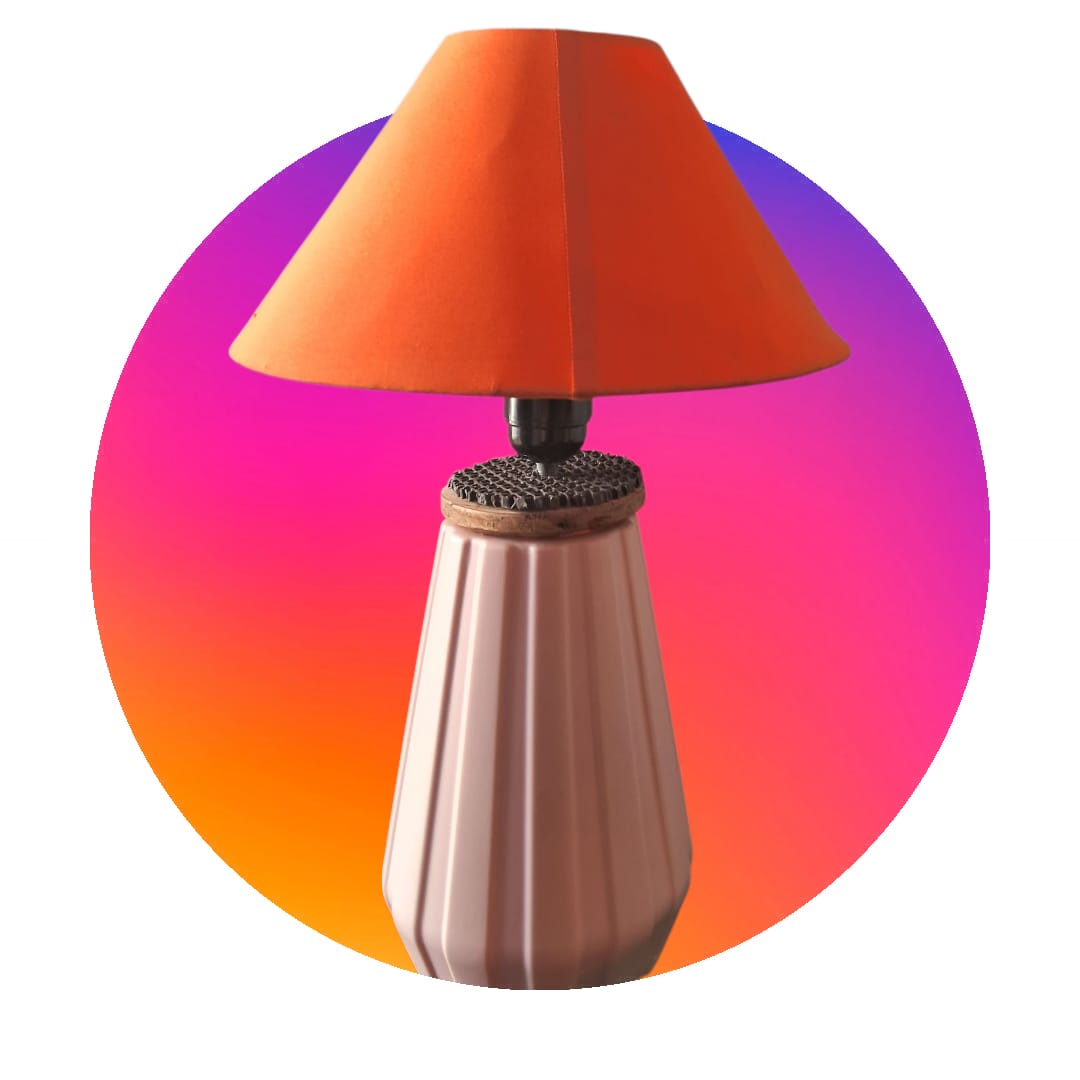 cute plastc pink tabie lamp
