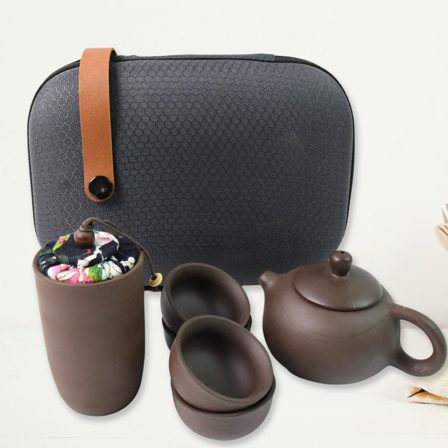 Portable Kung Fu Tea Set With A Portable Travel Bag (Set Of 6pcs) - LootFaat