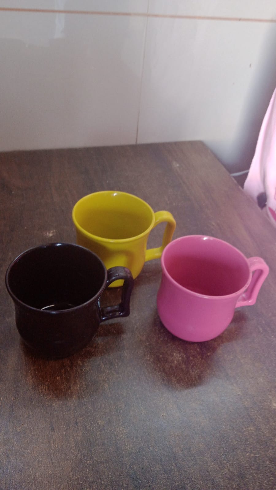 Premium Plastic Coffee Tea Cups Mug With Handle (1 Pc Loose Mix Color) - LootFaat