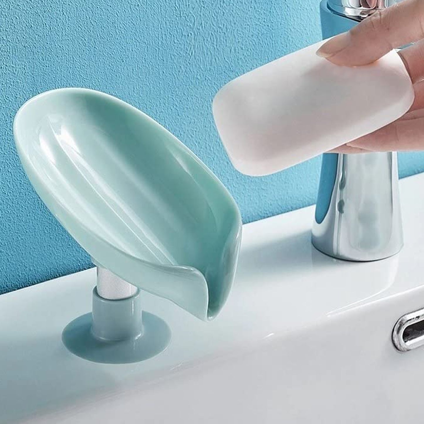 Soap Holder Stand Self Draining Soap Dish Holder Soap Box (1 Pc) - LootFaat