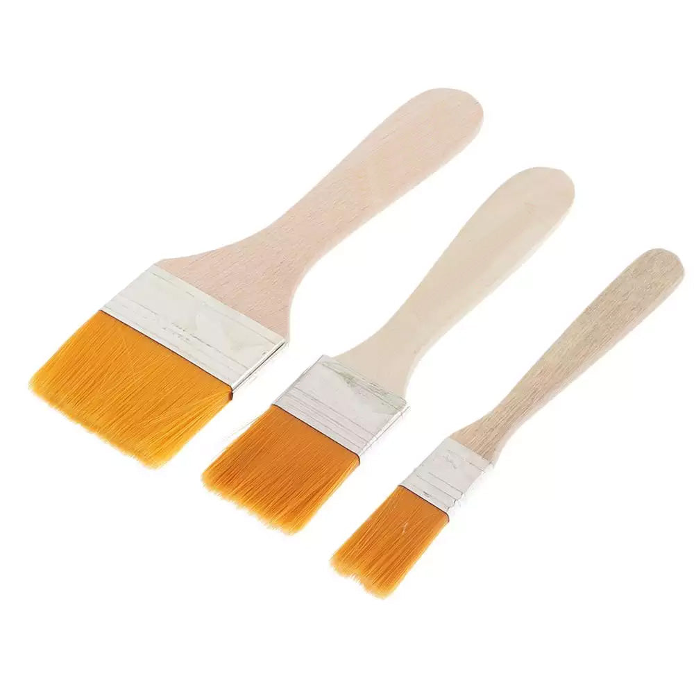 Durable flat brushes for artistic creations.