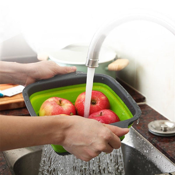 Foldable plastic kitchen basket, great for straining