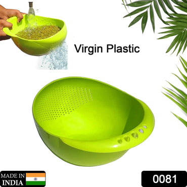 Plastic strainer bowl for washing vegetables, fruits, and rice, durable and practical.