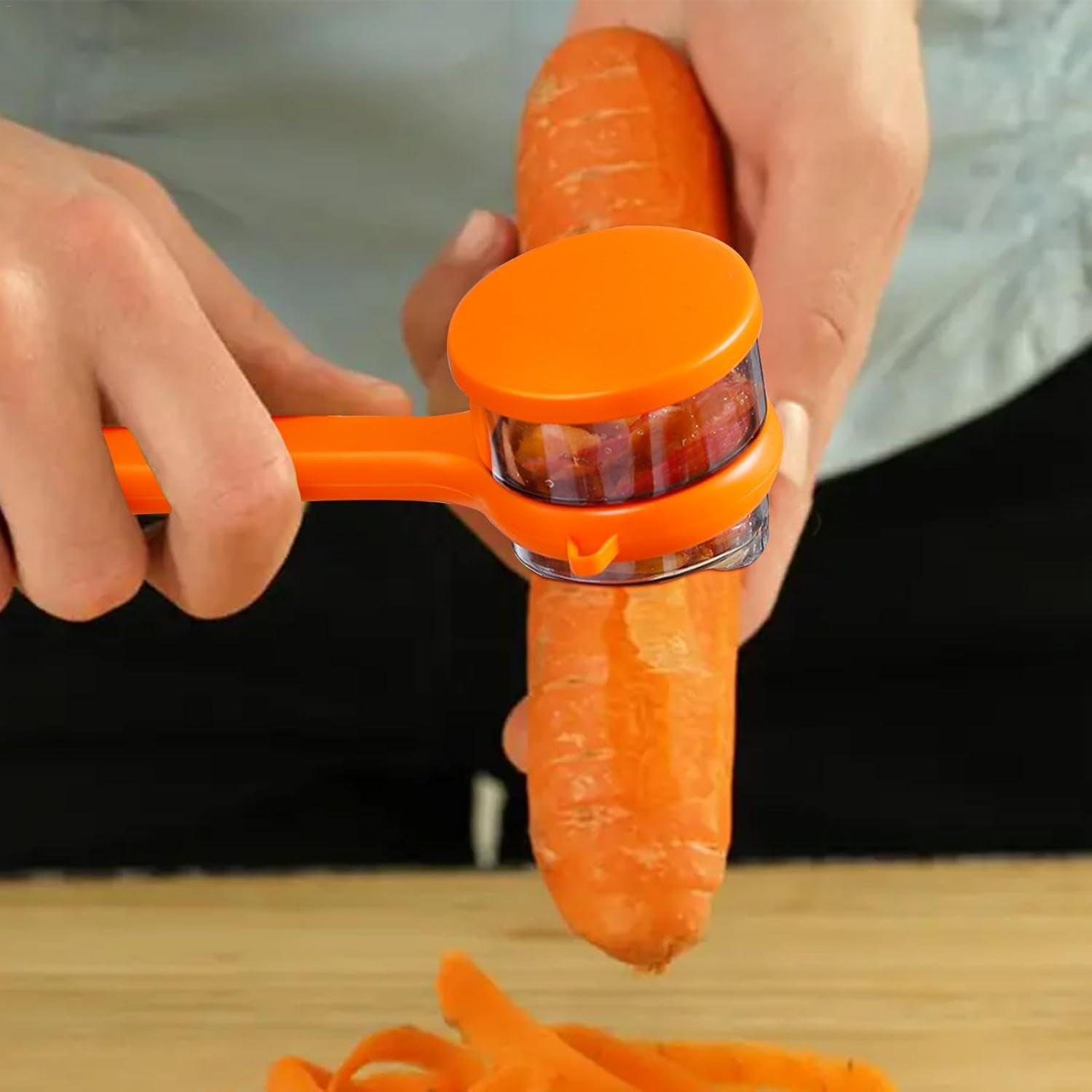 Stainless Steel Peeler With Container (1 Pc) - LootFaat