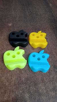 Multi-functional Apple-shaped Plastic Mobile Stand With Pen Holder (1 Pc  Mix Color)