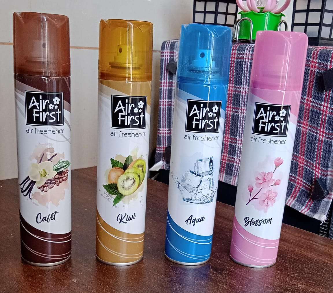 Air Freshener  Used In Office Home Hotels Banquets Carpet Etc Room Spray Air Freshener Mix Fragrance Lemon Kiwi Blossom Aqua Cafet (300 Ml Approx  1 Pc) - LootFaat