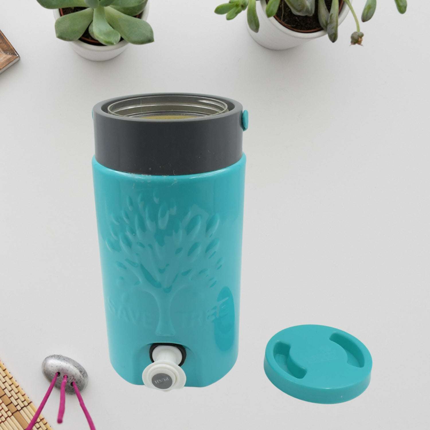 Insulated Plastic Water Rover Jug With A Sturdy Handle Water Jug Camper With Tap Plastic Insulated Water Water Storage Cool Water Storage For Home  Travelling (3000 Ml) - LootFaat