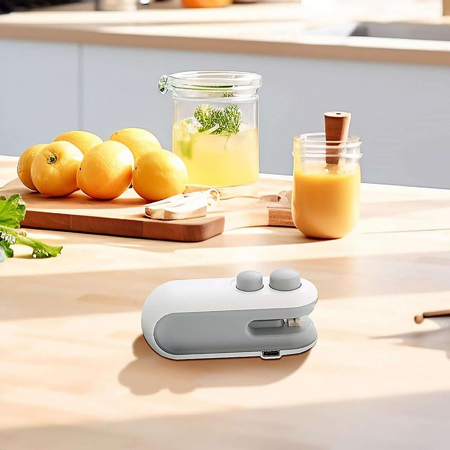 2-in-1 Mini Bag Sealer & Cutter - Rechargeable Food Sealer