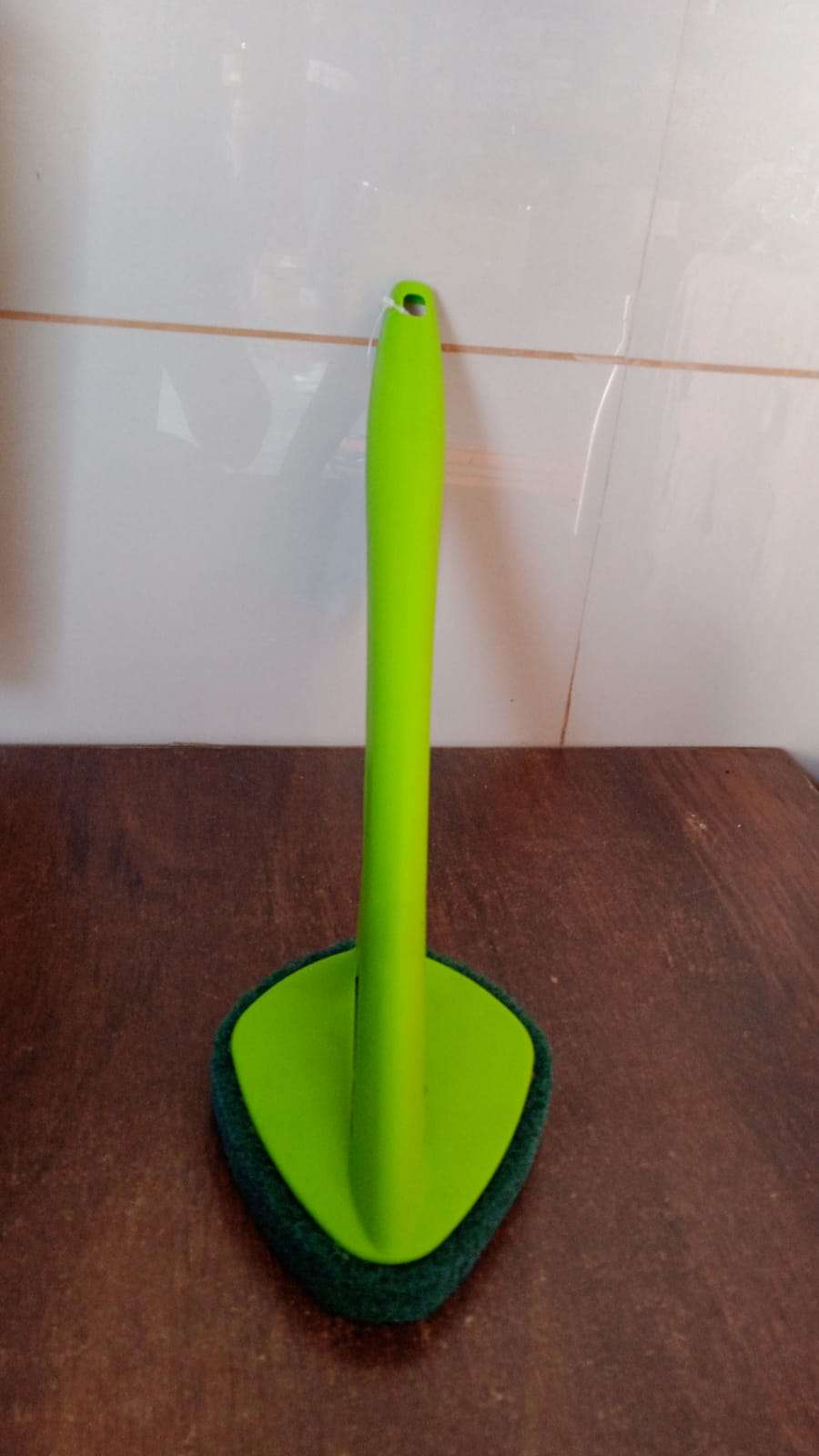 Scrubber Hockey With Long Handle (1 Pc) - LootFaat