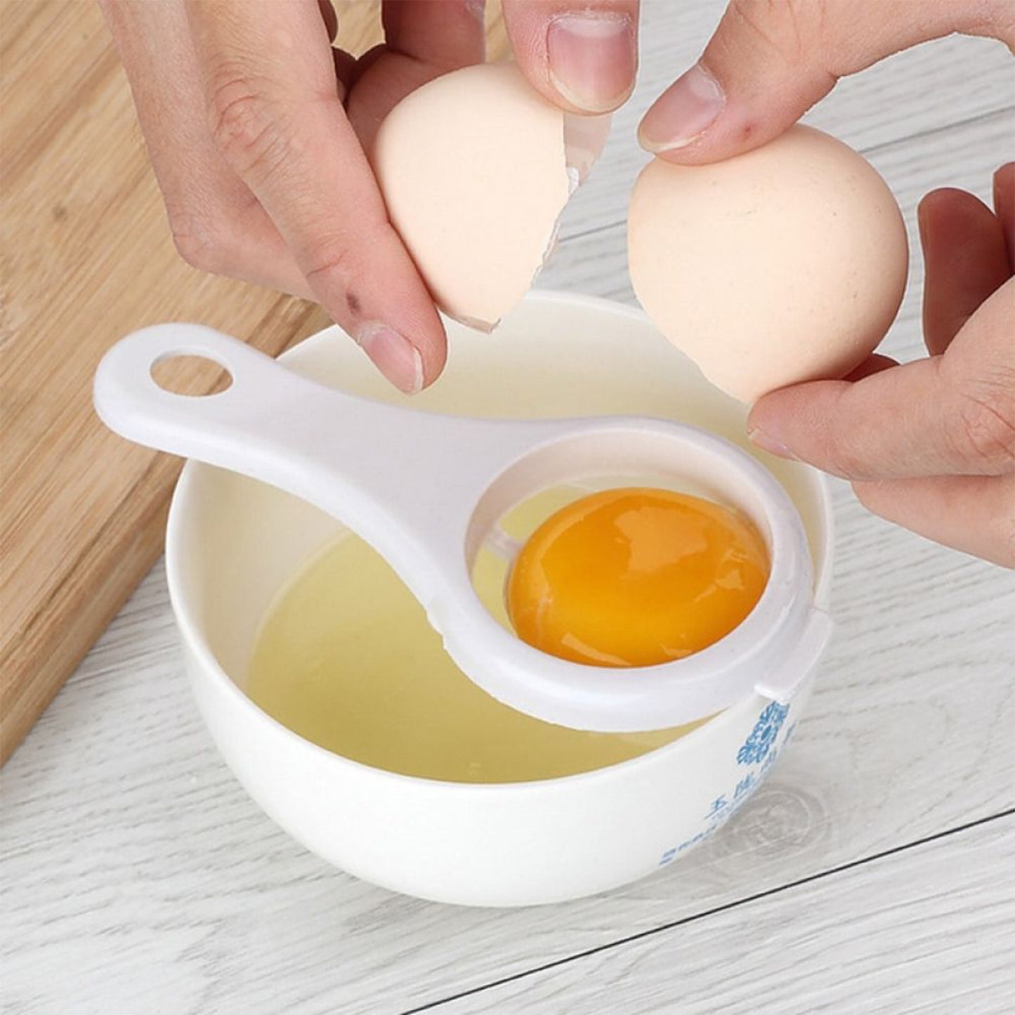 Close up of 2885 Egg Yolk Separator Egg White Yolk Filter Separator Egg Straine... features and build quality
