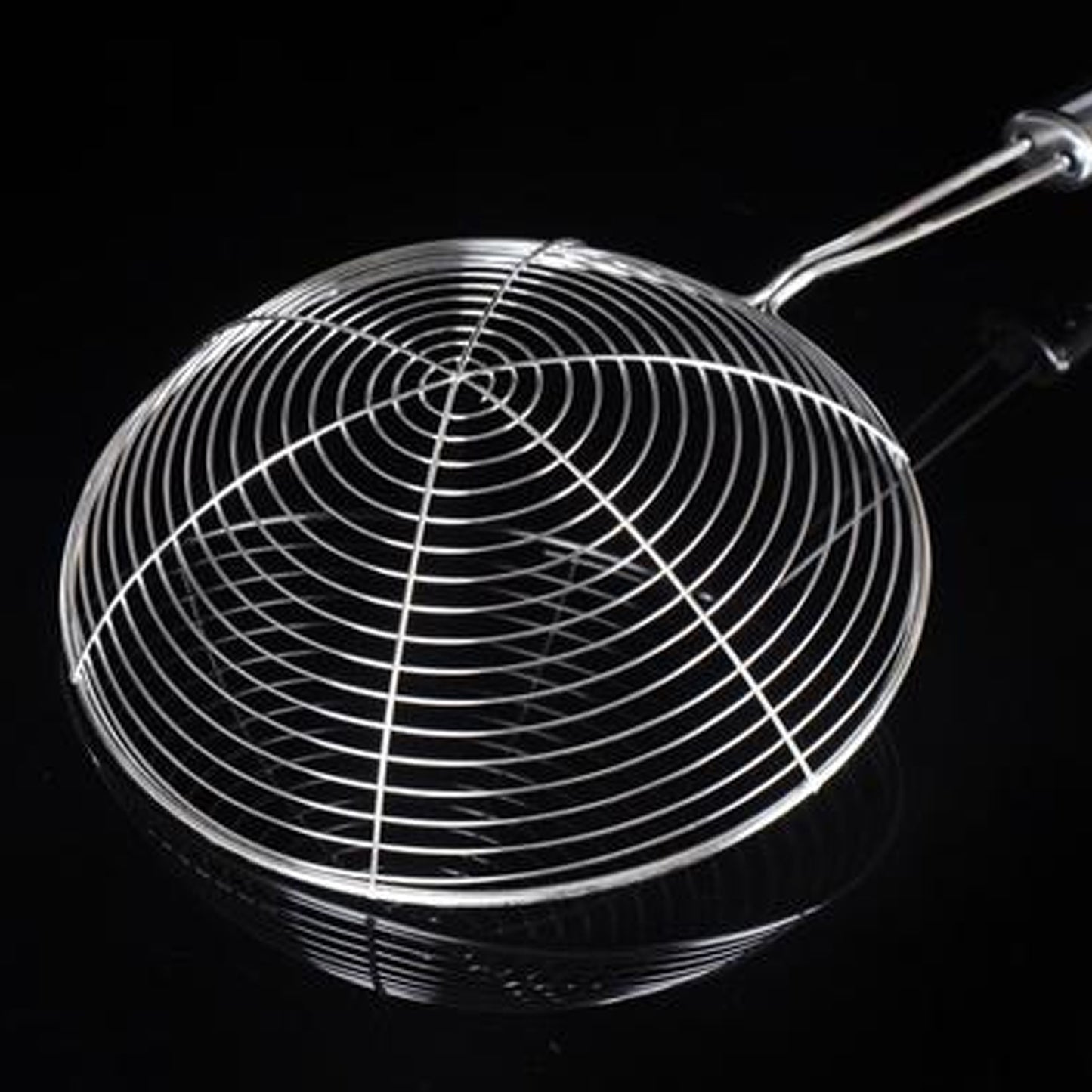 Large Oil Strainer To Get Perfect Fried Food Stuffs Easily Without Any Problem And Damage. - LootFaat