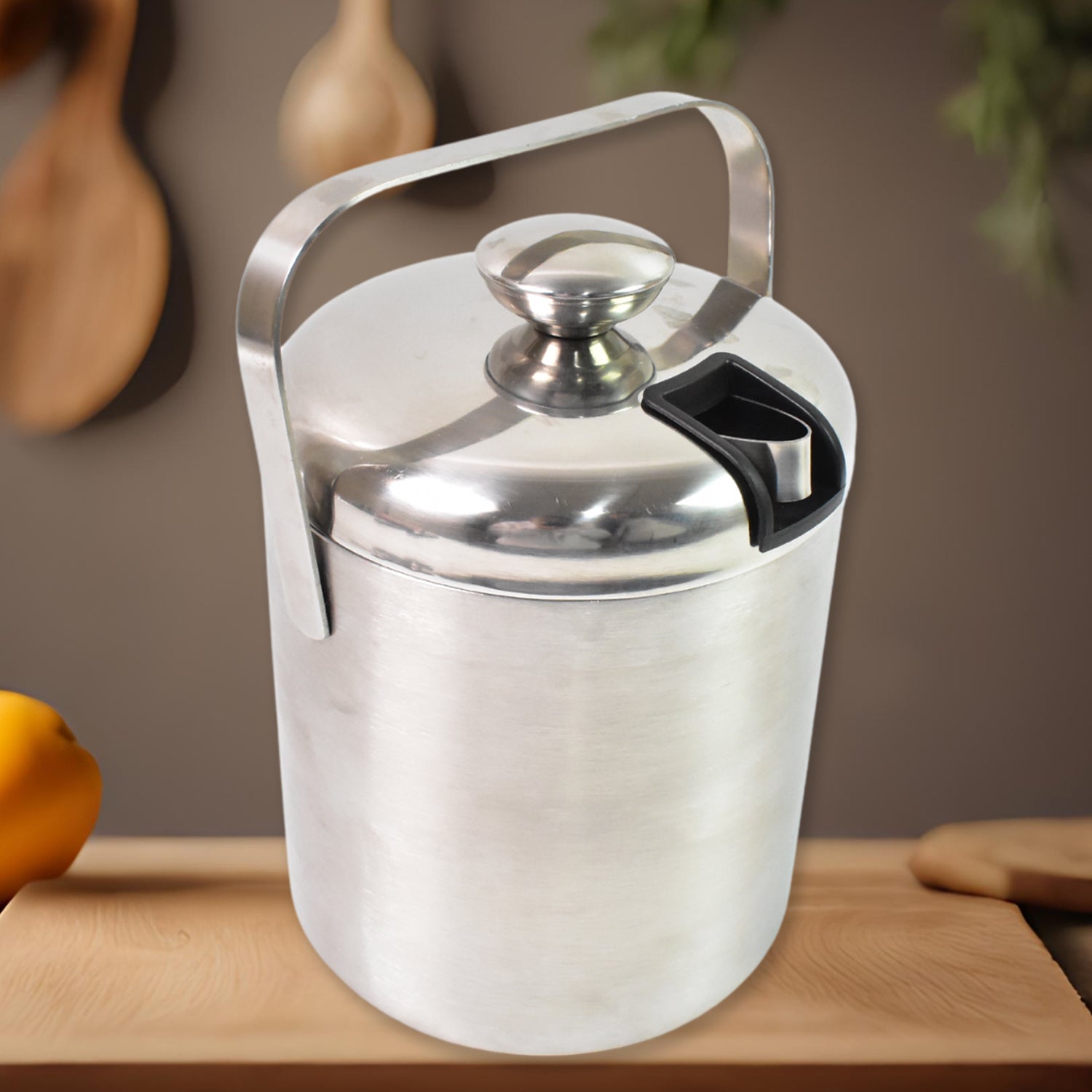 Stainless Steel Ice Buckets With Lid (1.3 Liters Approx) - LootFaat