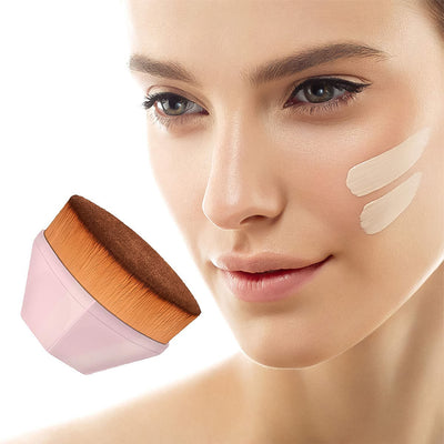 Flawless Foundation Brush with Portable Case