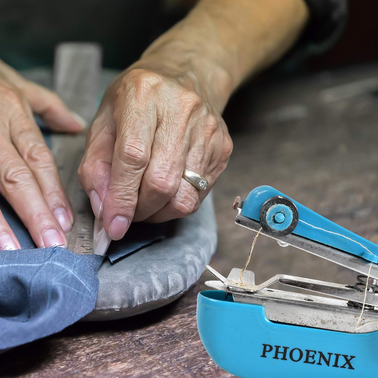 Handy Stitching Stapler Machine Pocket Portable Mini Sewing Cordless Hand-operated Manual Stitch Stapler Sillai Machine For Garment Cloth