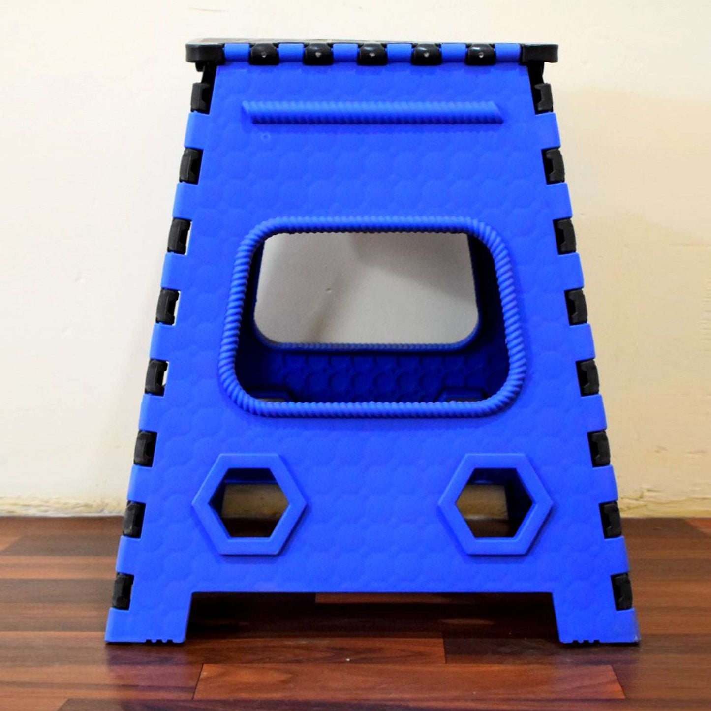 Plastic Pick And Move Strong Step Stool Table 18 Inch - LootFaat