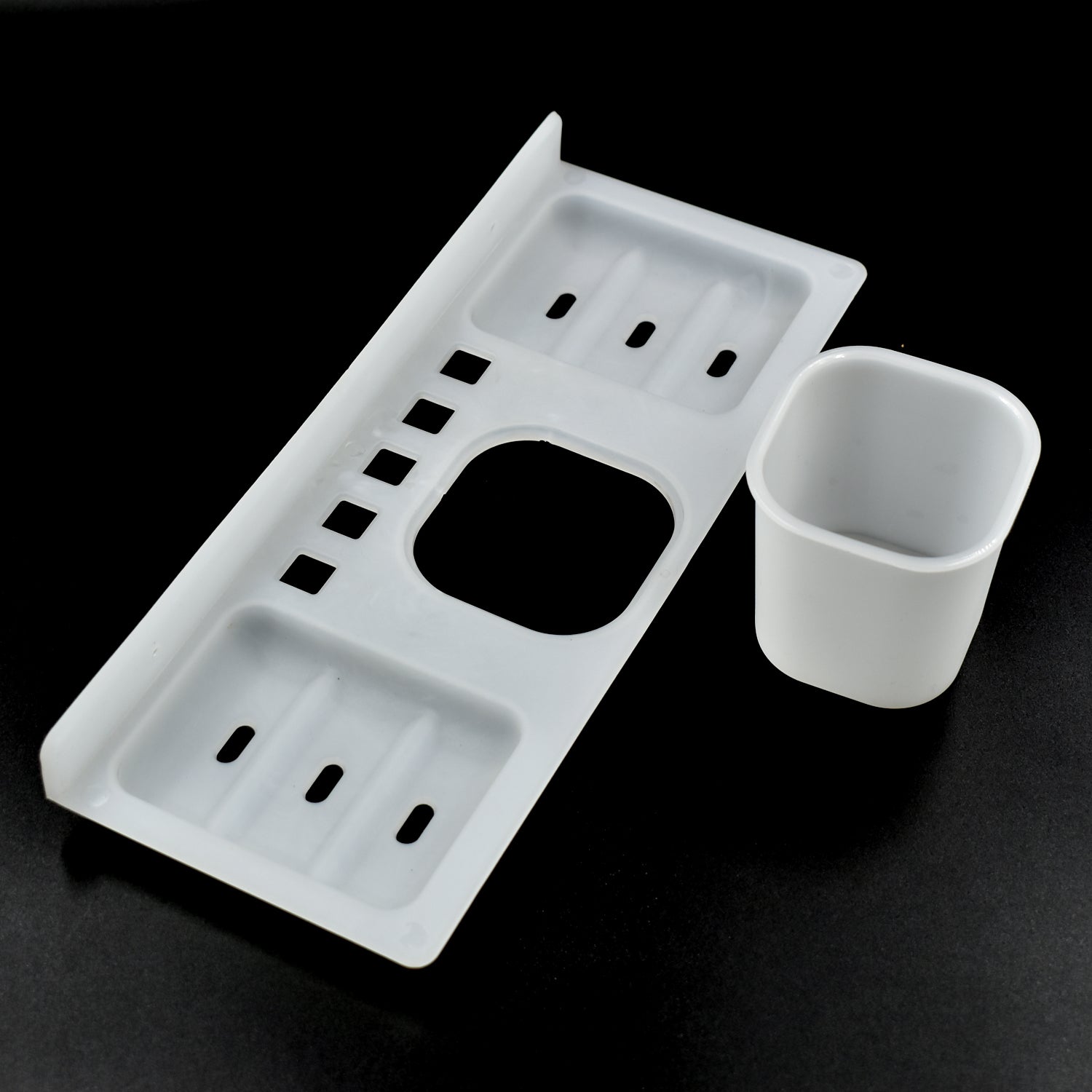4 In 1 Plastic Soap Dish And Plastic Soap Dish Tray Used In Bathroom And Kitchen Purposes. - LootFaat