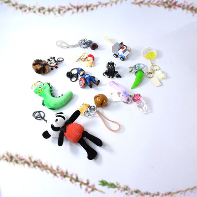 Mix Design  Size Keychain - Durable  Stylish Accessory (1 Pc  Mix Color) - second image