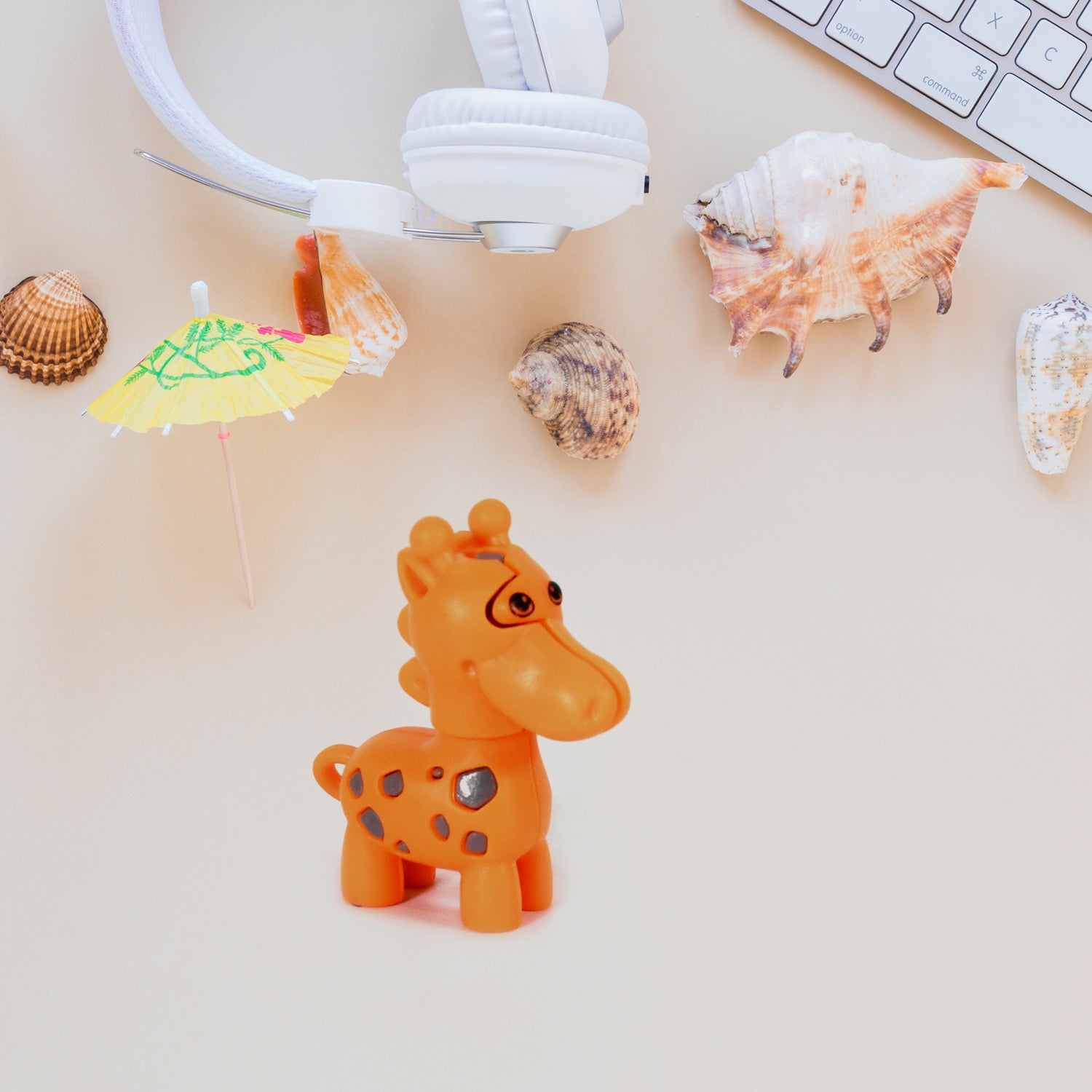 Extandable Giraffe Toy Cute Looking Giraffe With Extandable Neck - LootFaat