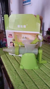 Manual Juicer Modern Plastic Fruit And Vegetable Juicer (1 Pc  Bowl Not Included) - LootFaat