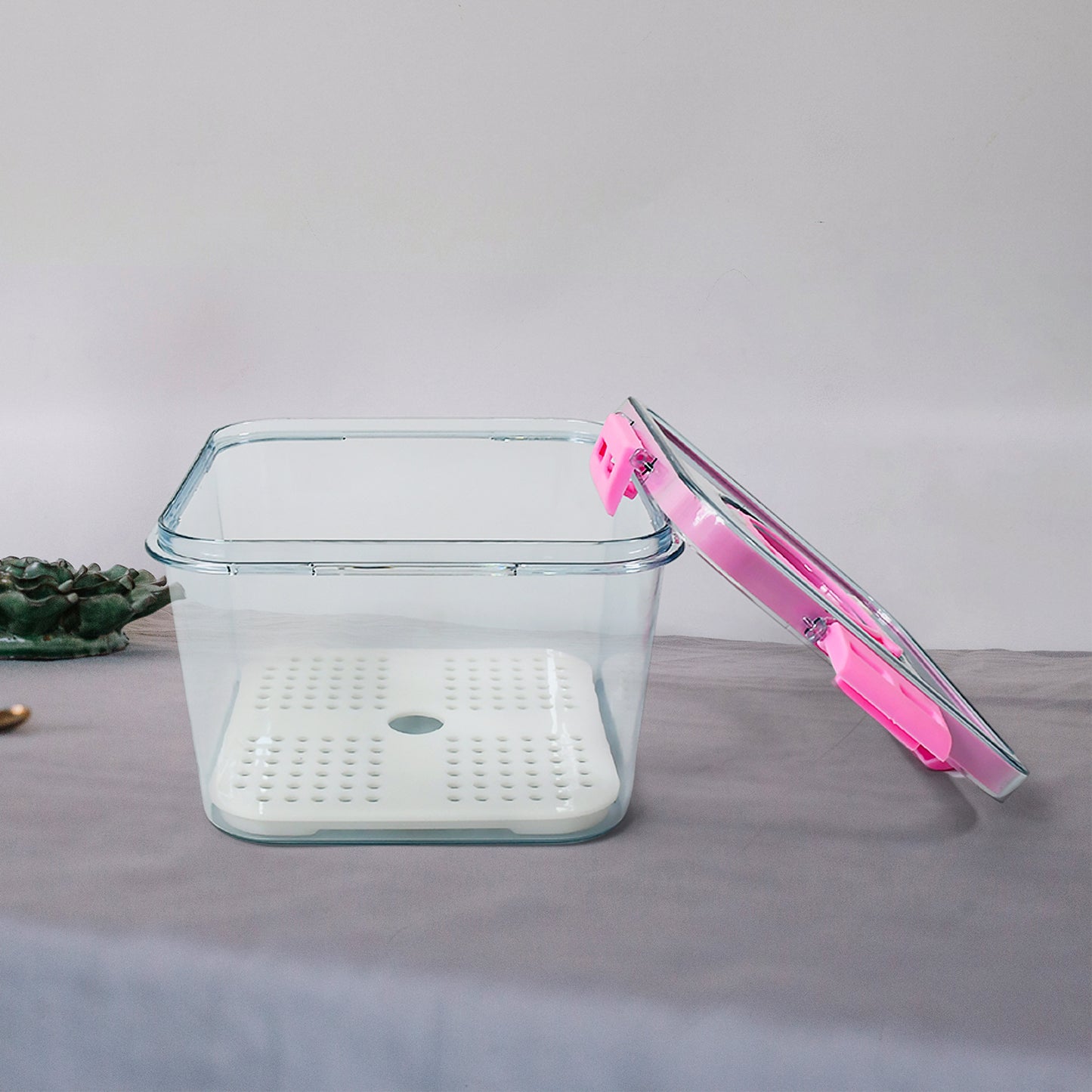 Clear Plastic Food Storage Container with Lid - 1400ml