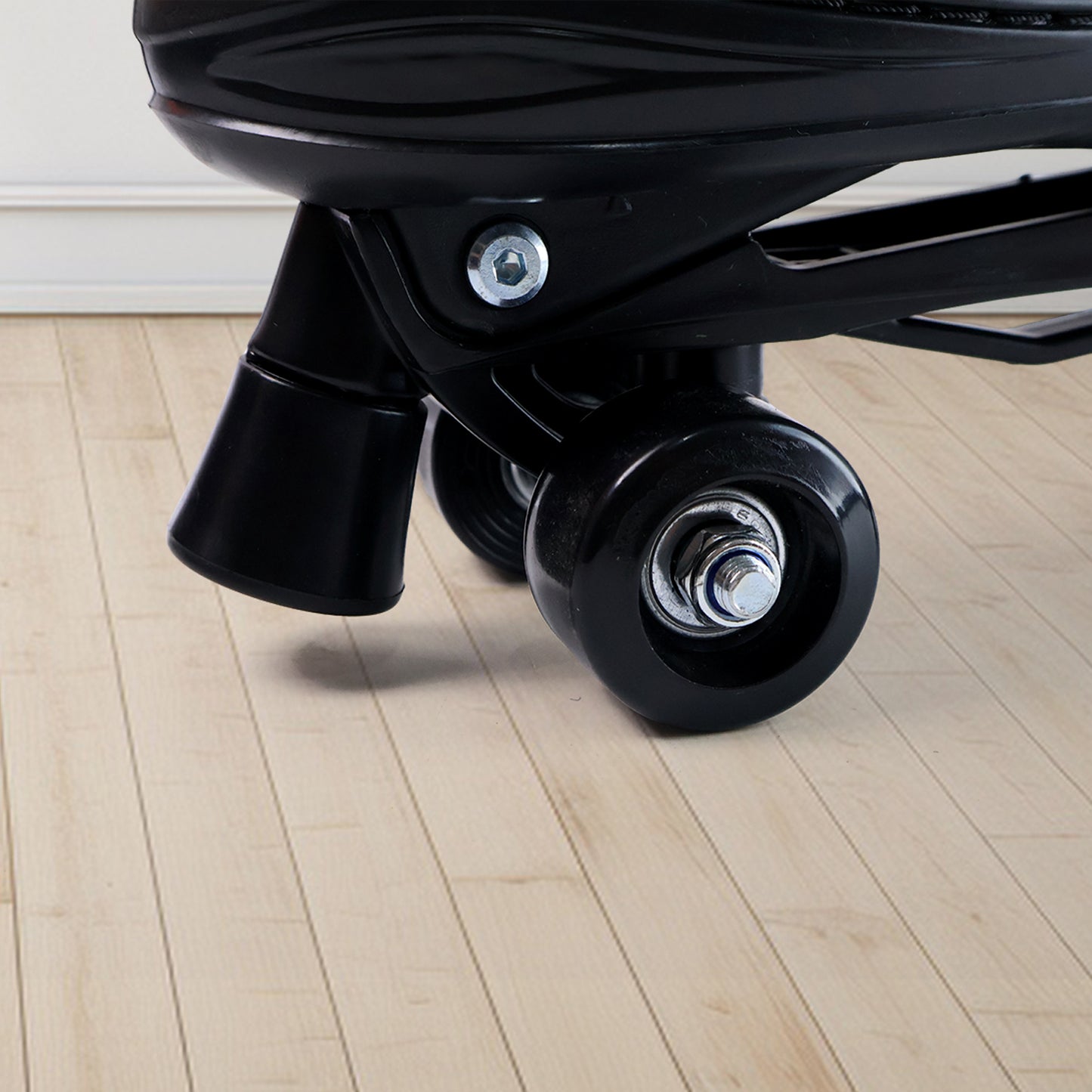 19401_knx_xl_adj_quad_roller_skates_1pair