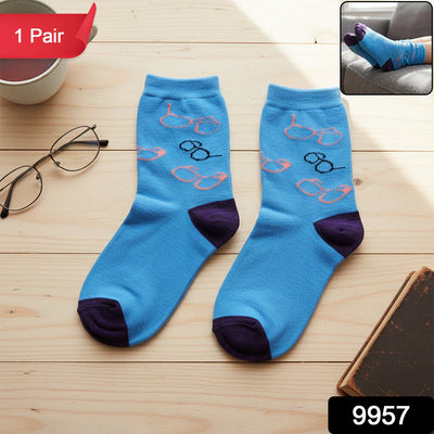 Premium Soft Light Socks (1 Pair / Medium) - second image
