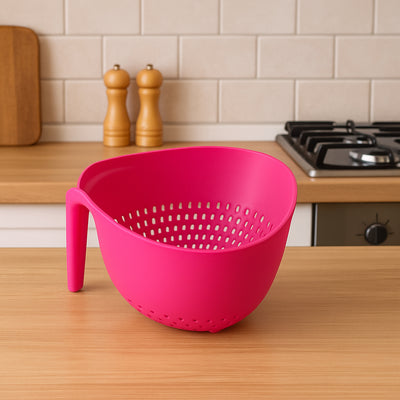 Supermom Premium Multipurpose Triangular Kitchen Colander (1 Pc) - second image