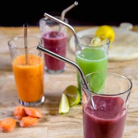 579 Set Of 4 Stainless Steel Straws  Brush (2 Straight Straws 2 Bent Straws 1 Brush)