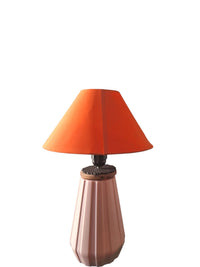 cute plastc  pink tabie lamp