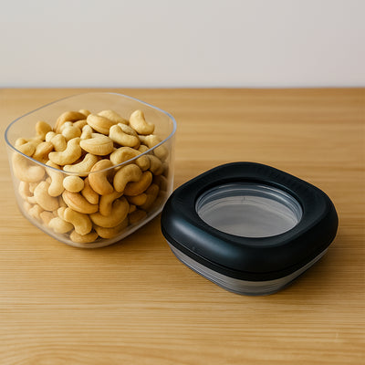 Supermom Plastic Twist  Lock Storage Container Set (500ml  2 Pc ) - second image